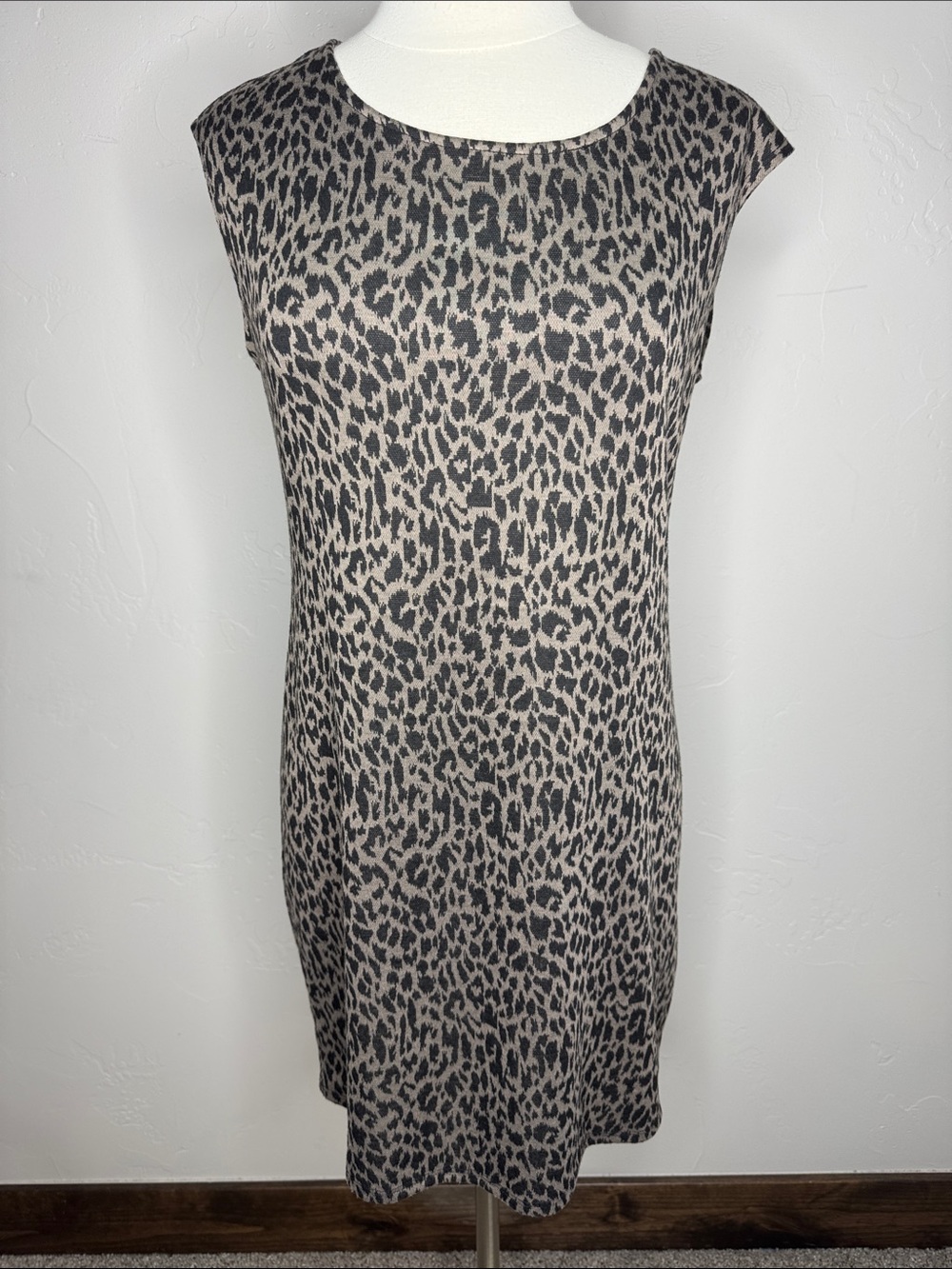 Nine West Beige and Black Leopard Animal Print Cap Sleeve Mini Dress